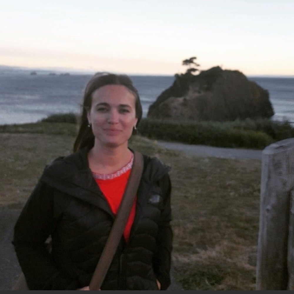 Meet your Posher, Amy